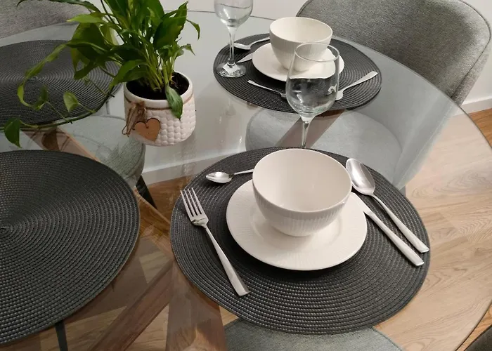 Apartment Karoliny 2 Self Check-in, Parking