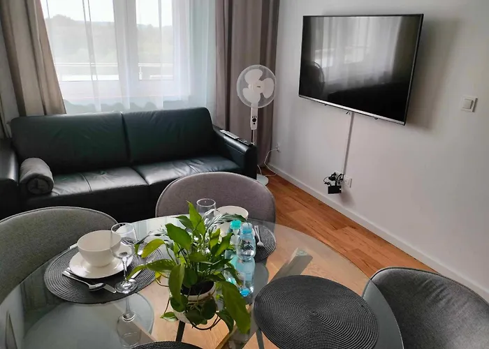 Karoliny 2 Self Check-in, Parking *